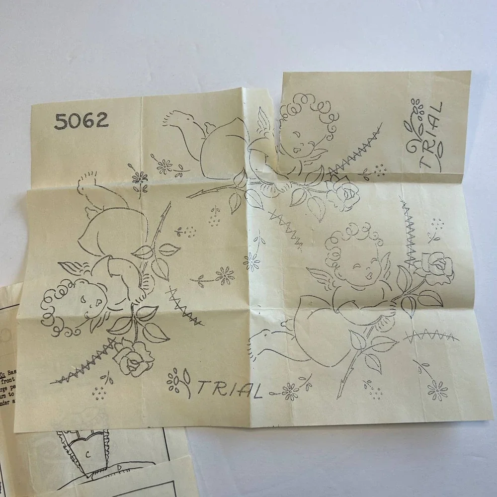 Vintage Anne Cabots Pattern #5062 Apron Size M‎